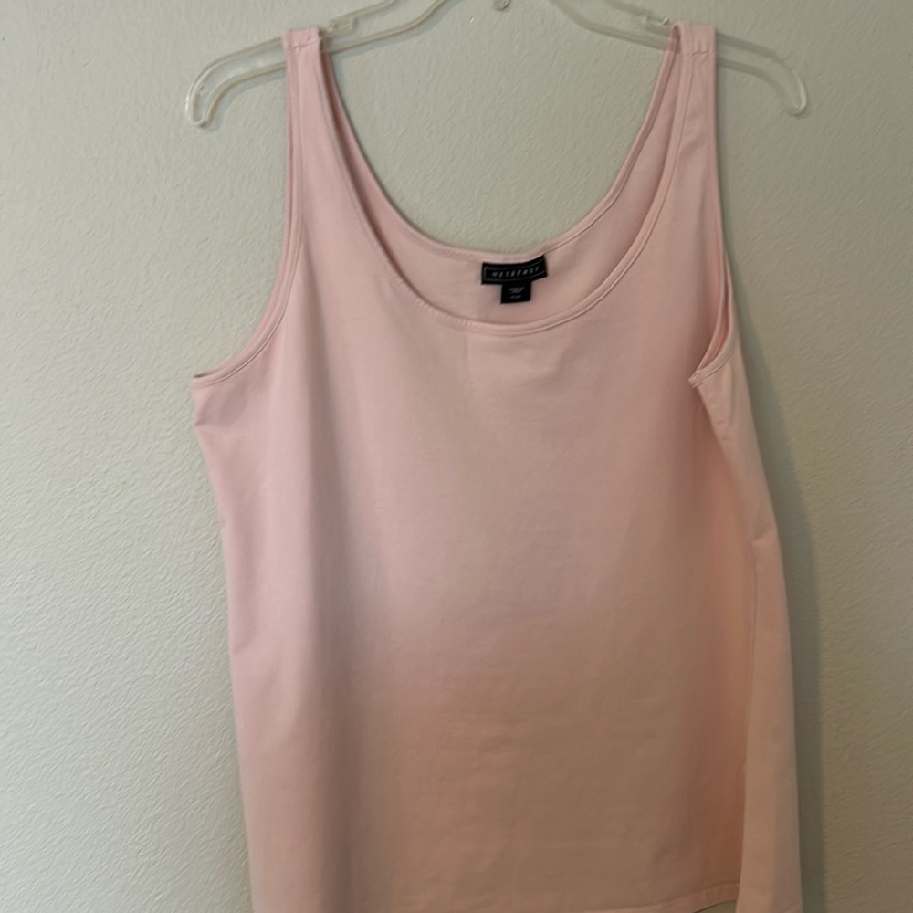 Metaphor tops tank